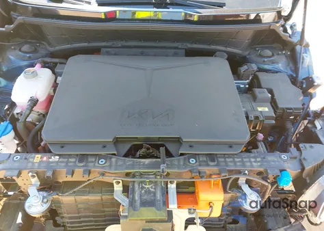 2023 Kia Niro Ev Wind z USA, uszkodzony, nr VIN KNDCR3L12P5017940